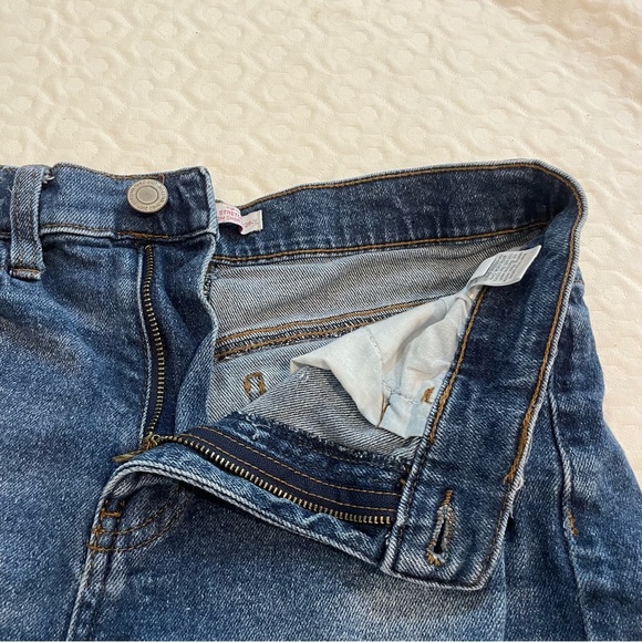 SO Distressed Denim Women's Shorts High Rise Vintage Stretch Mom Shorts 9 29W - Picture 3 of 10